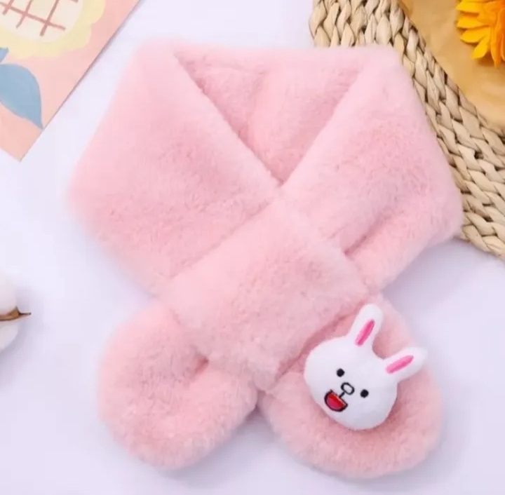 شالگردن عروسک دار