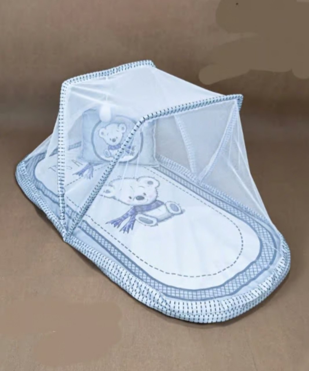 پشه‌بند تشک‌دار